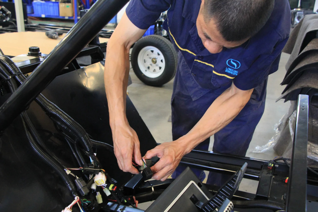 3. Installation des pi&egrave;ces &eacute;lectriques